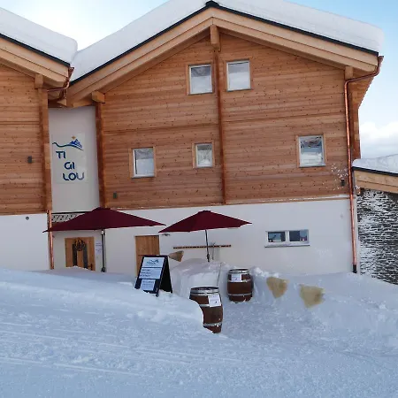 Wellness Tigilou מלון בללפ