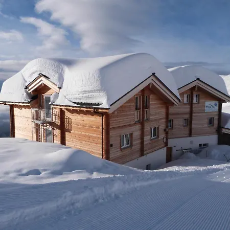 מלון Wellness Tigilou 3*